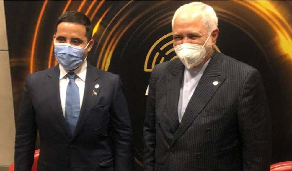 FM Zarif meets Kuwaiti counterpart