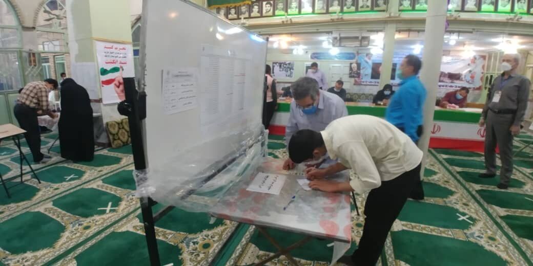 میزان مشارکت مردم دزفول در انتخابات ریاست جمهوری ۵۲.۴ درصد بود