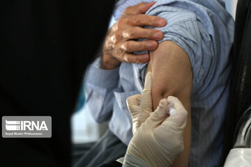 تزریق نوبت دوم واکسن کرونا در خراسان رضوی سرعت می‌گیرد