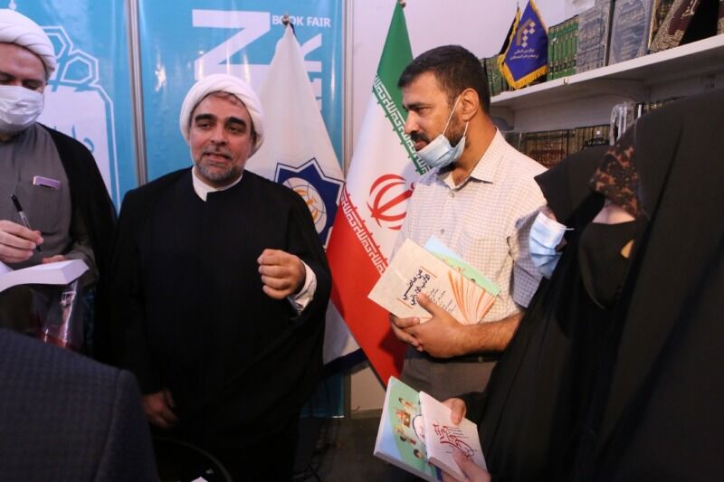 رونمایی سه عنوان کتاب فاخر ایران در نمایشگاه بغداد