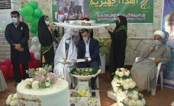 خیریه آبشار عاطفه‌ها ۱۲۰ جهیزیه به نوعروسان بوشهر اهدا کرد