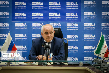 Russian ambassador to Tehran tours IRNA news agency