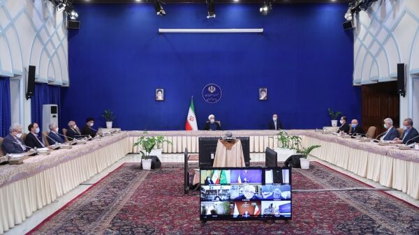 همه باید به رئیس جمهور منتخب و دولت بعدی برای کسب موفقیت کمک کنیم همه باید به رئیس جمهور منتخب و دولت بعدی برای کسب موفقیت کمک کنیم