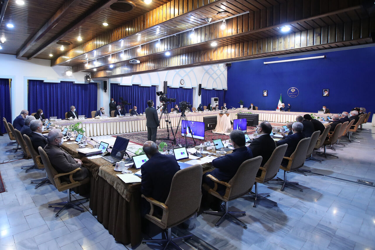 هیات دولت با اجازه مادر برای افتتاح حساب به نام اطفال موافقت کرد هیات دولت با اجازه مادر برای افتتاح حساب به نام اطفال موافقت کرد