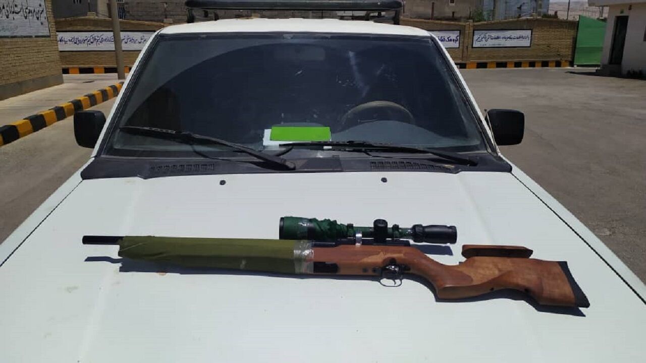 ۲ شکارچی متخلف در جم استان بوشهر دستگیر شدند

