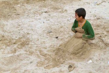 ماسه درمانی در ساحل بوشهر