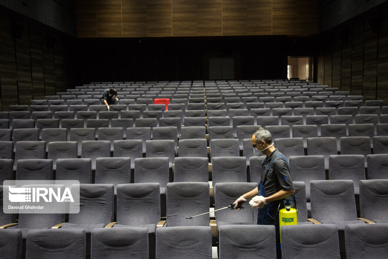 اکران دو فیلم سینمایی در ابهام 