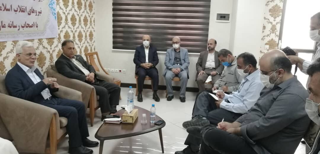 اظهارات برخی نیروهای انقلاب در باره مذاکره نکردن را نمی‌پسندیم