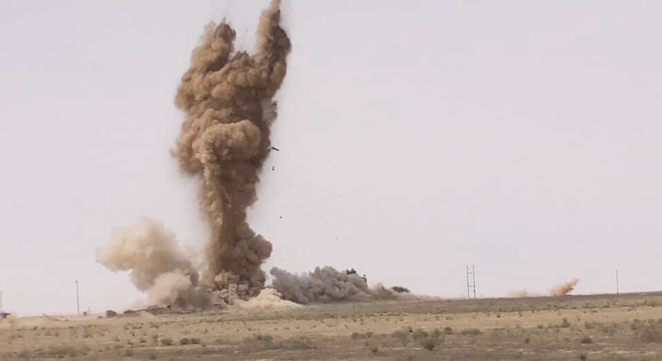 انفجار بمب کنار جاده ای در مسیر کاروان ائتلاف آمریکایی در عراق 