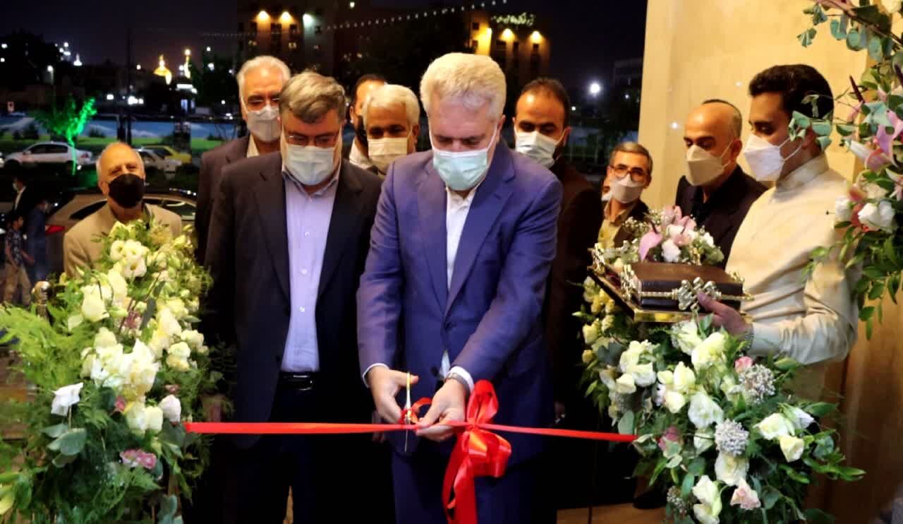 وزیر گردشگری یک هتل چهارستاره را در مشهد افتتاح کرد