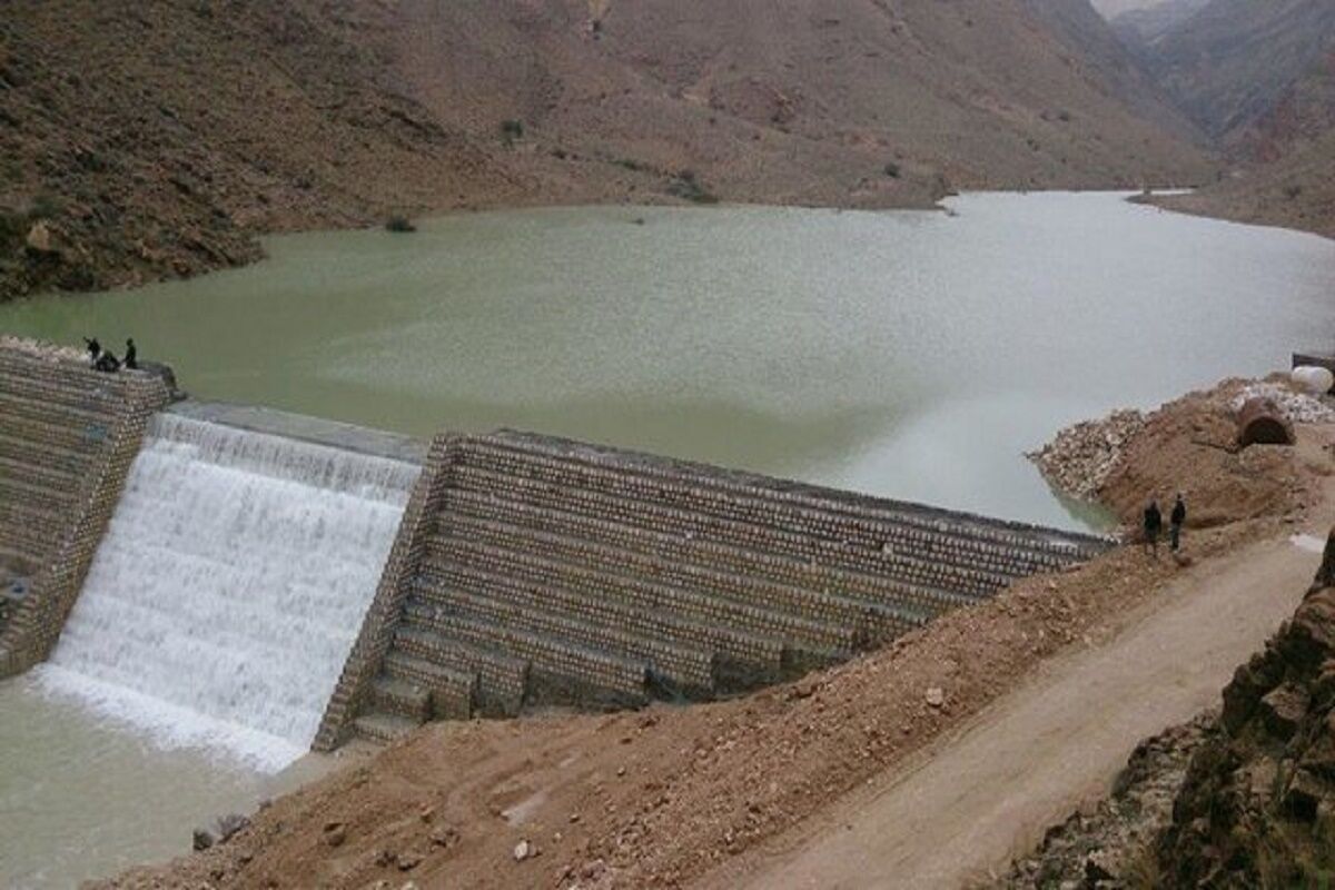 مهار ۱۳ درصدی روان آب‌های خراسان جنوبی با اجرای طرح‌های آبخیزداری