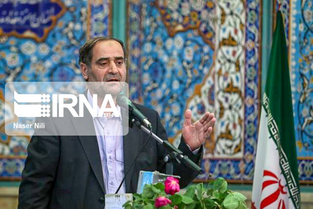 تولید، پایه و اساس اقتصاد مقاومتی در کشور است
