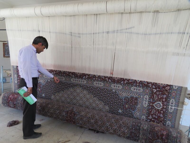 ۶۲ هزار مترمربع فرش دستباف در خراسان جنوبی تولید شد ۶۲ هزار مترمربع فرش دستباف در خراسان جنوبی تولید شد