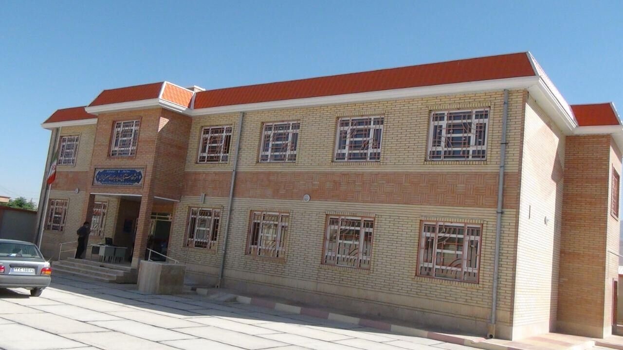 مدرسه ۱۴ کلاسه استثنایی بصیرت در گیلانغرب به بهره برداری رسید 