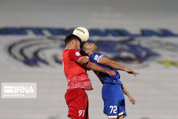 Esteghlal F.C vs Tractor in Iran Pro League