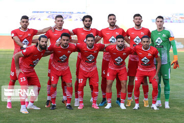Esteghlal F.C vs Tractor in Iran Pro League