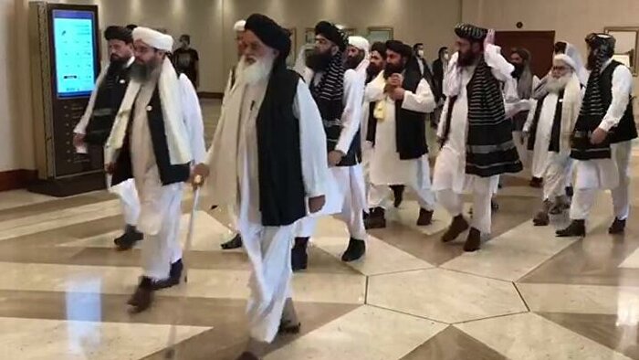 تلاش مسکو برای حل مسایل افغانستان و جلب مشارکت طالبان  