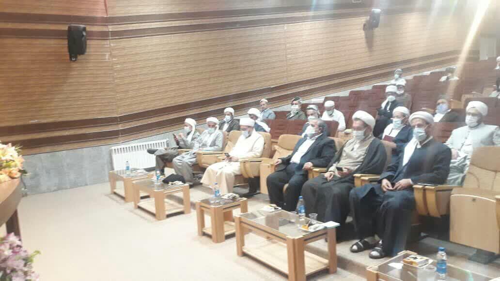 کارگاه آموزشی مصباح منیر سه ویژه روحانیون اهل سنت در جوانرود برگزار شد