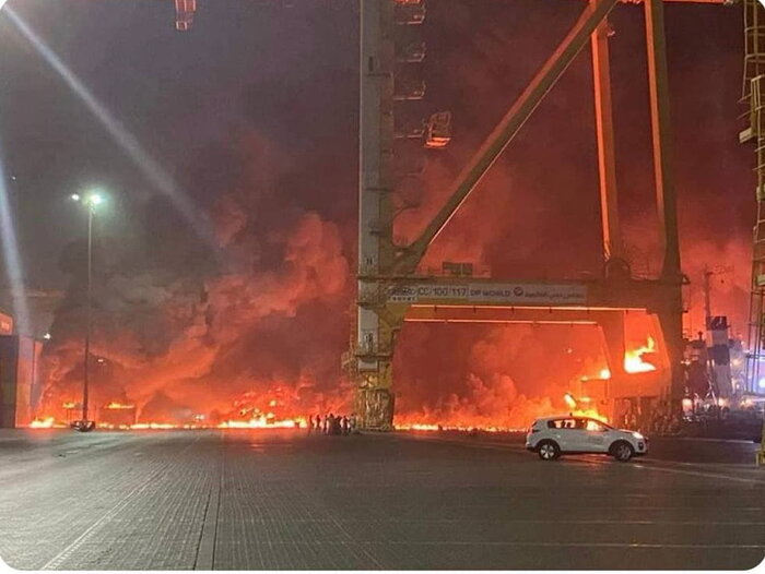 انفجار در بندر جبل علی دبی