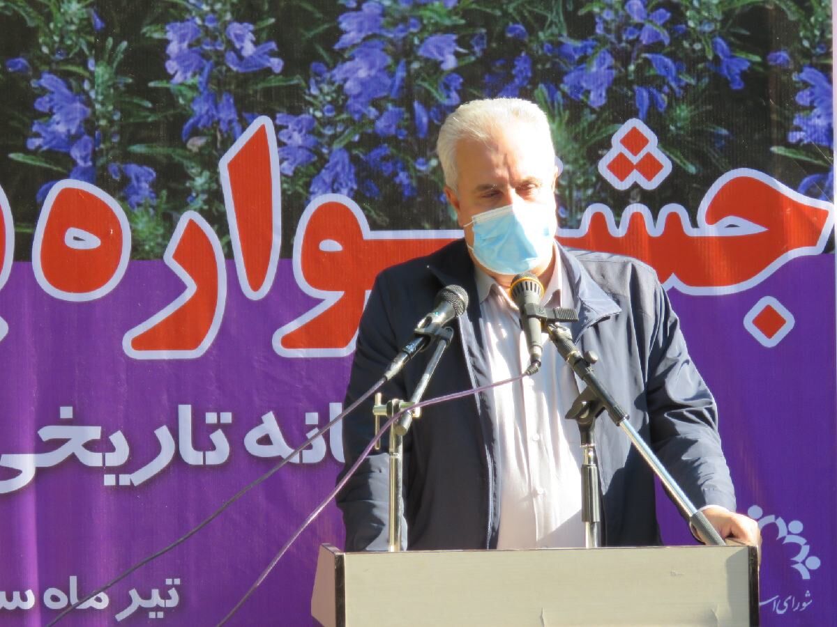 فرماندار: تولید و فرآوری گیاهان دارویی در مراغه مورد توجه قرار گیرد