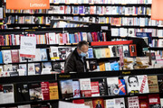 رونق چشمگیر بازار کتاب در ایتالیا؛ فروش در برخی ژانرها ۴ برابر شد