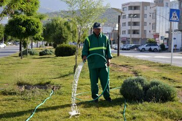 حفر ۱۳ حلقه چاه برای آبیاری فضای سبز شهری خرم آباد