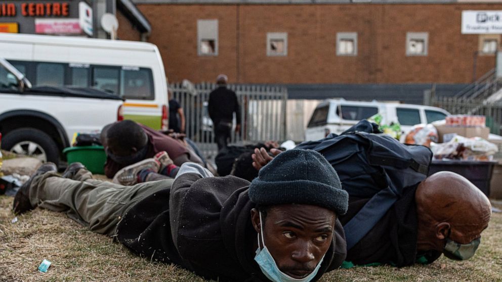 تلفات خشونت‌ها در آفریقای جنوبی به ۱۱۷ نفر رسید