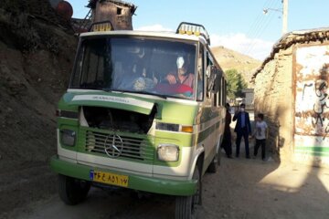 جریان زندگی در روستای سیل‌زده آقدره تکاب