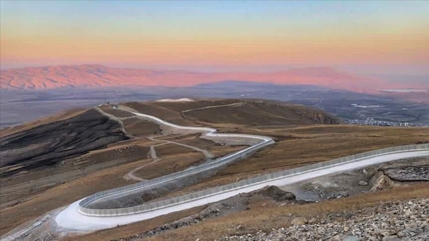 ترکیه مشغول ساخت دیوار مرزی با ایران برای مقابله با مهاجرت غیرقانونی