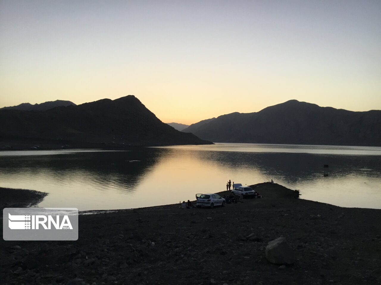 غروب زیبای سد الغدیر ساوه