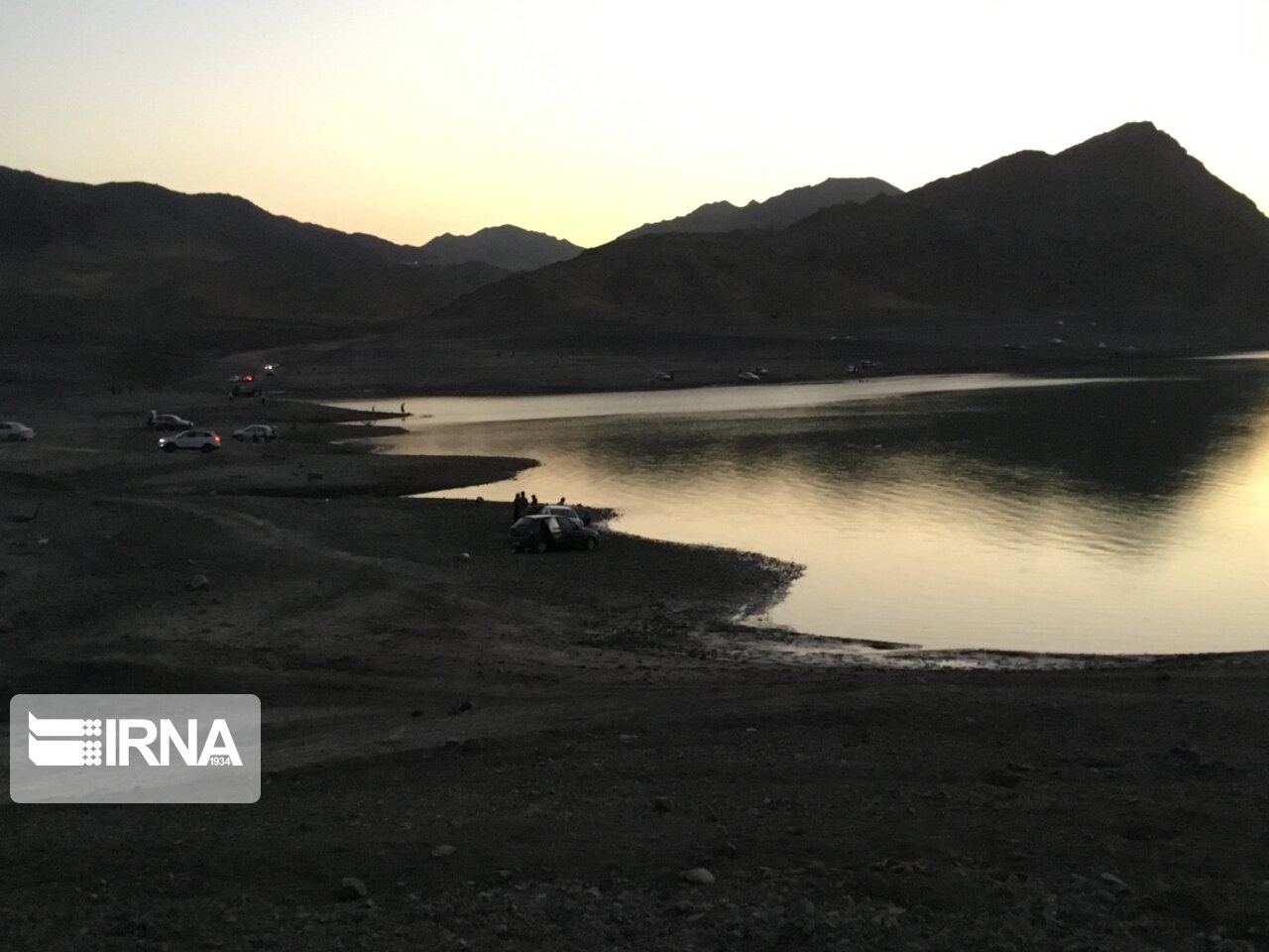 غروب زیبای سد الغدیر ساوه