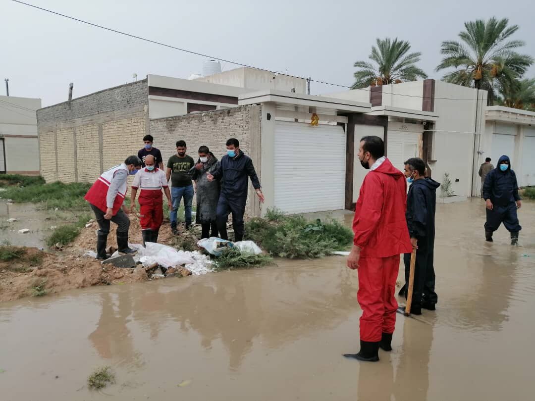 سیلاب تابستانی در ۷ شهرستان فارس جاری شد