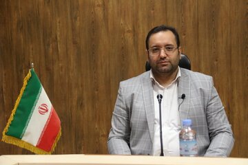 فعال سیاسی: سرمایه‌ها باید به سمت صنایع مولد هدایت شود