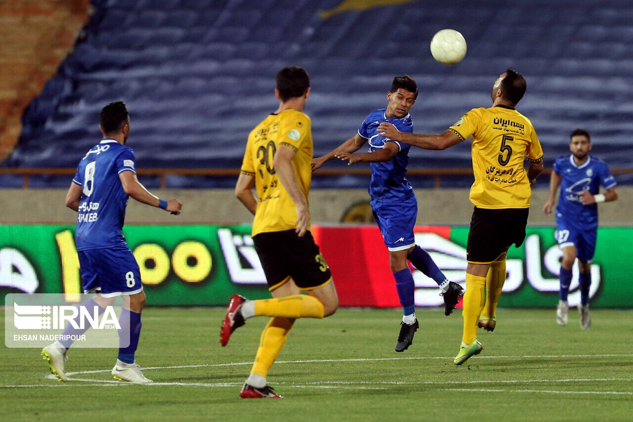 IRNA English - Esteghlal F.C. vs Sepahan in Iran Pro League