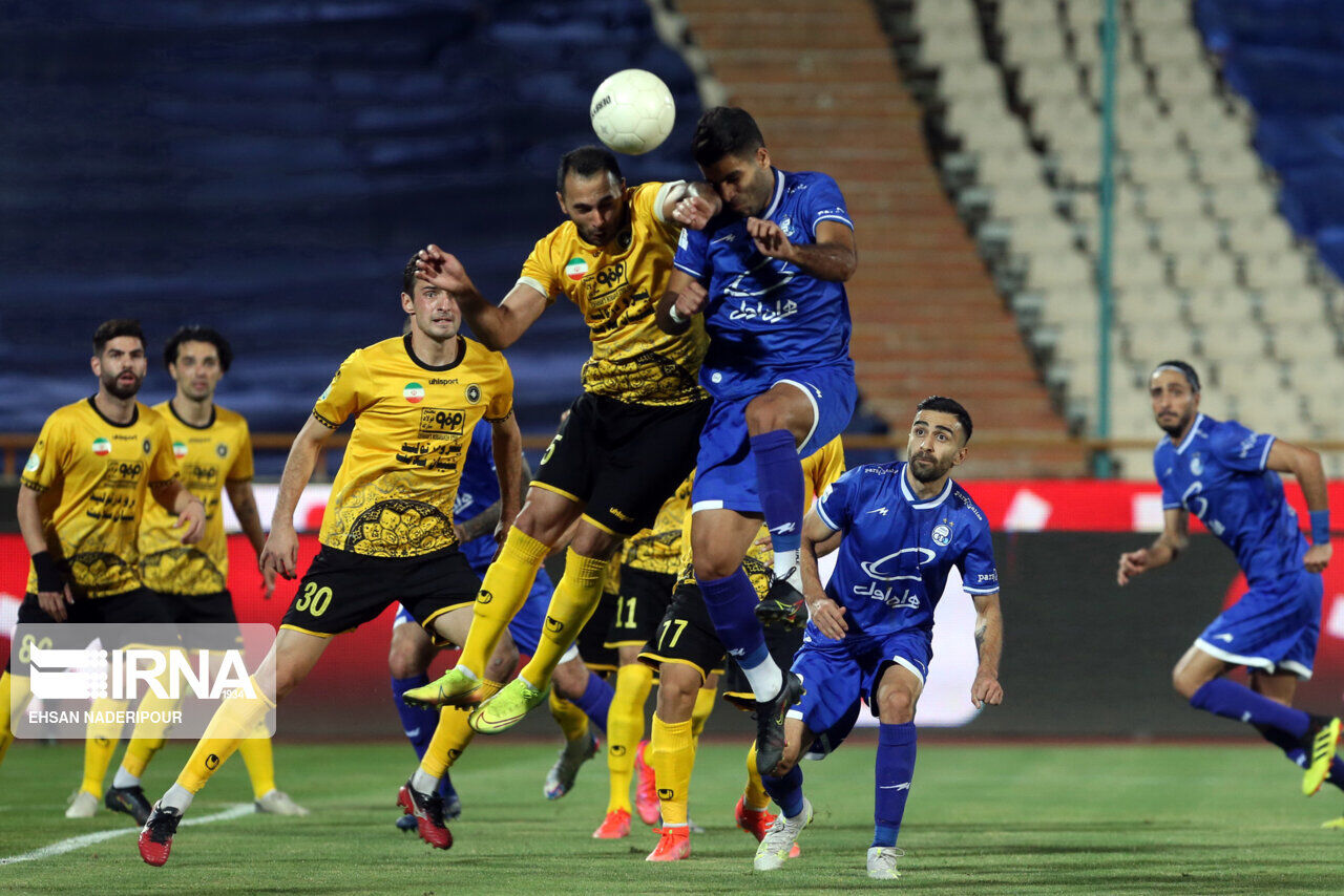 File:Esteghlal FC vs Sepahan FC, 30 January 2015 - 26.jpg