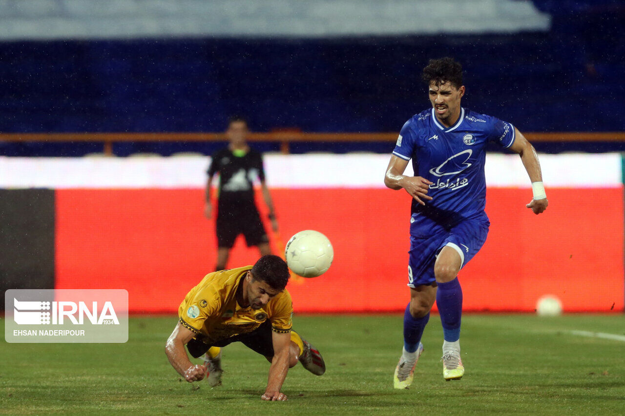 IRNA English - Esteghlal F.C. vs Sepahan in Iran Pro League