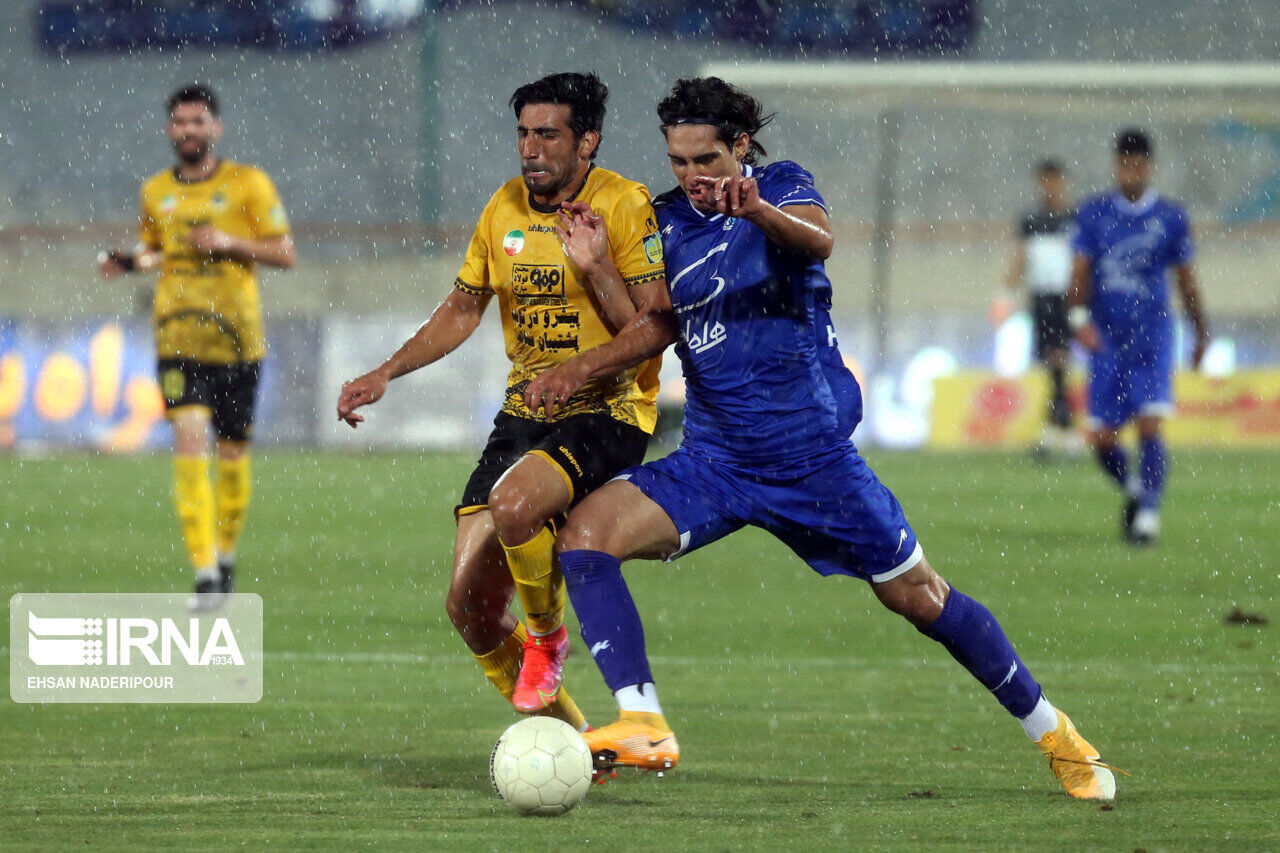 File:Esteghlal FC vs Sepahan FC, 10 August 2020 - 108.jpg - Wikimedia  Commons