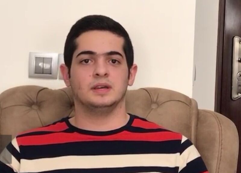 رتبه دوم کنکور تجربی: موفقیتم در کنکور نتیجه تلاش چندین ساله‌ام است 