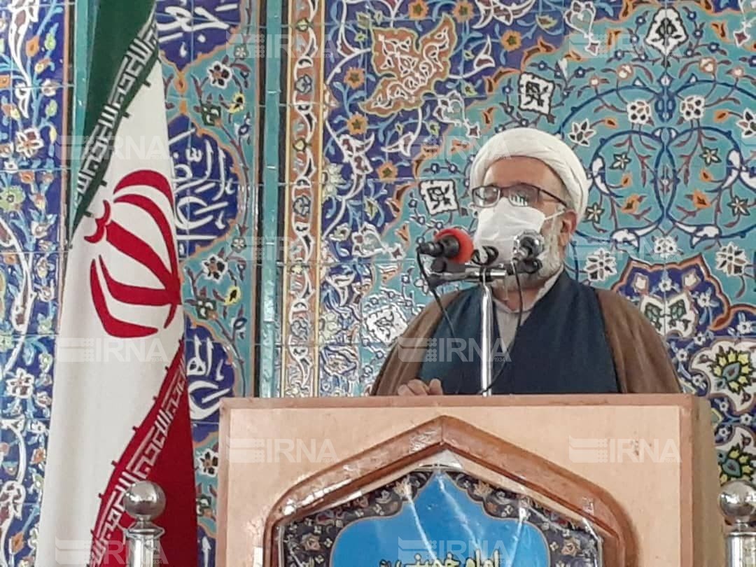 امام جمعه موقت میامی: رفع مشکلات مردم با اقدام جهادی محقق می‌شود