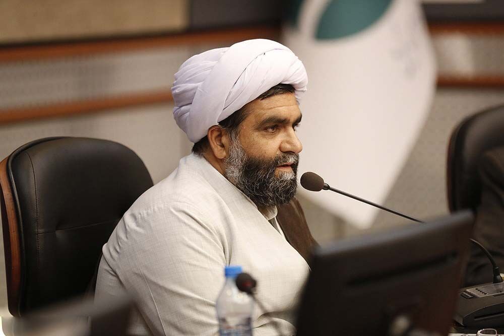 امام جمعه کیش: صیانت از افکار عمومی دغدغه راستین خبرنگاران است