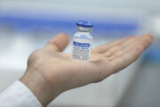روزانه ۱۵ هزار دوز واکسن کرونا در استان همدان تزریق می‌شود