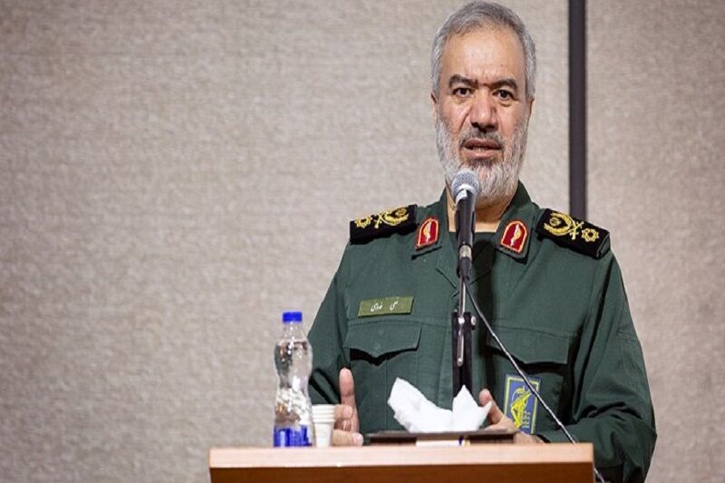 سپاه پاسداران تمامی توطئه های دشمنان را نقش بر آب کرد