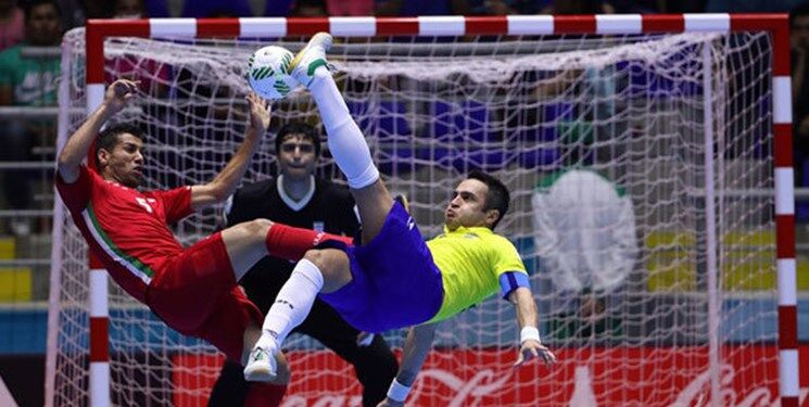 قهرمان چهار دوره لیگ برتر فوتسال در ساوه شکست خورد