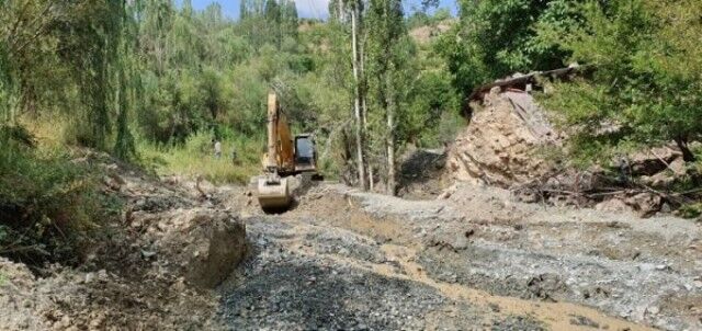 لایروبی رودخانه کلها در البرز انجام شد