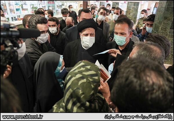 هیچ محدودیت ارزی برای واردات واکسن نداریم