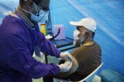 قول مساعد وزارت بهداشت برای سرعت بخشی به تامین واکسن کرونا استان سمنان