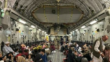 هواپیماهای ترابری ارتش آمریکا عازم افغانستان شدند