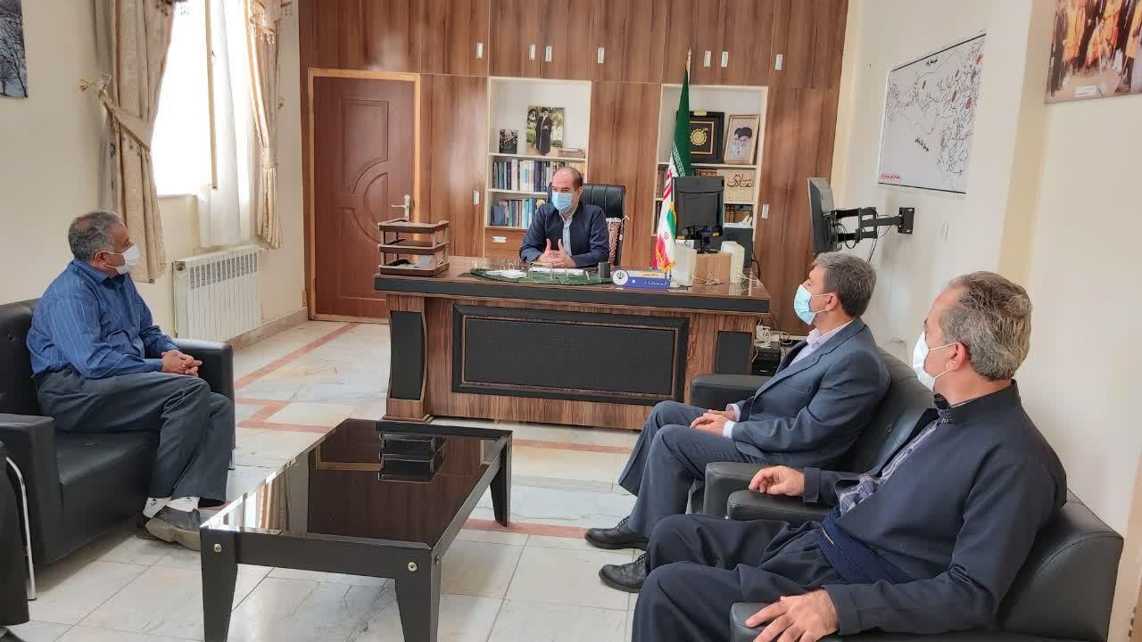 فرماندار جوانرود از غواص فداکار کرمانشاهی تجلیل کرد