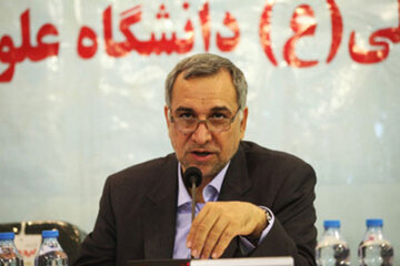 نماینده شیراز در مجلس: برنامه وزیر پیشنهادی بهداشت مفید است