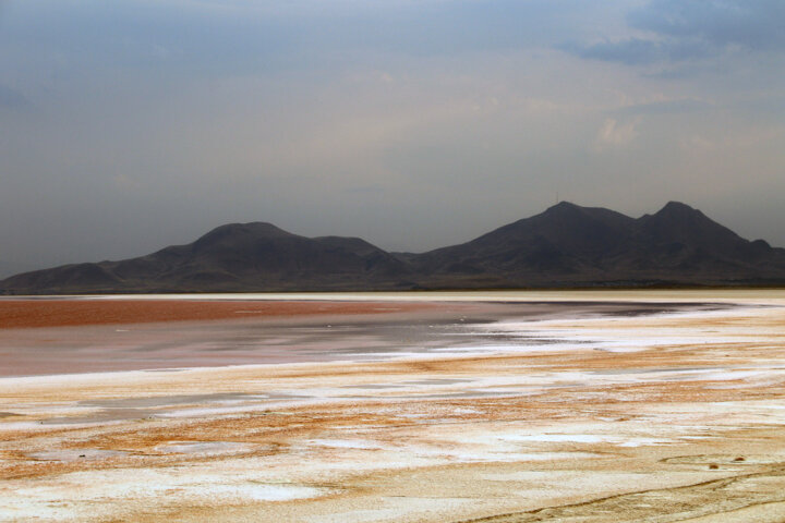 توجه نکردن به احیای دریاچه ارومیه یک تهدید زیست محیطی است